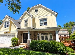 2712 Ashland St, Raleigh, NC 27608