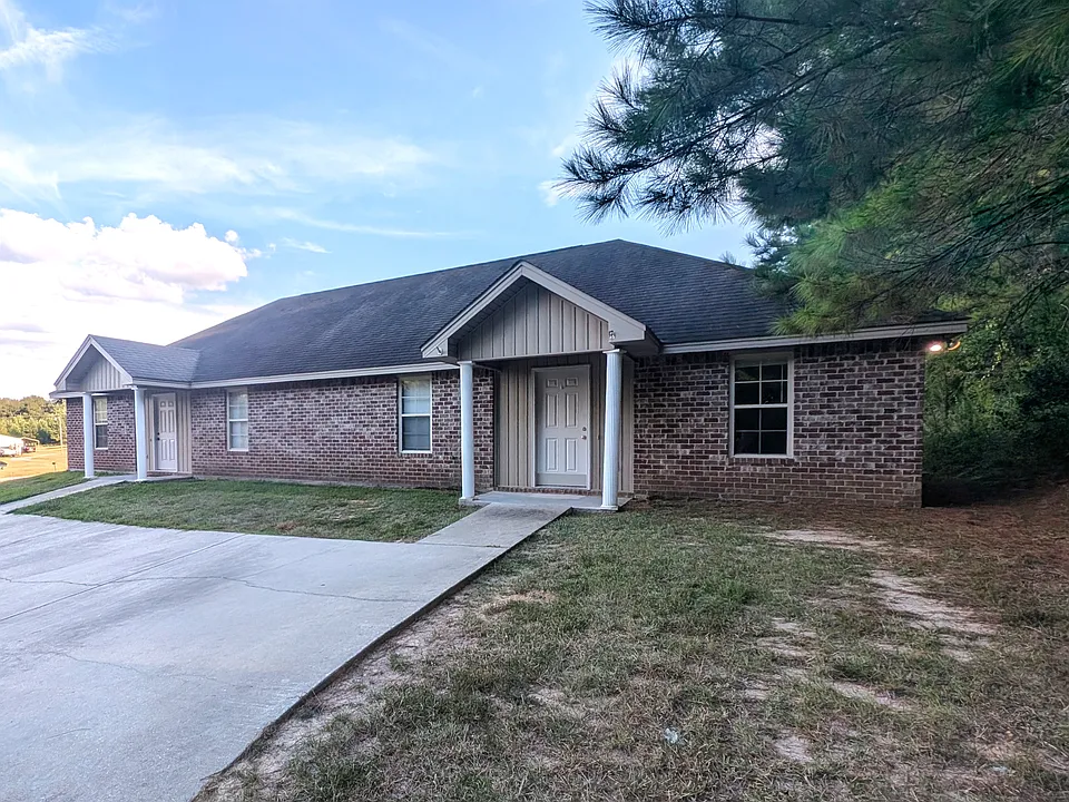 461 Military Rd #1