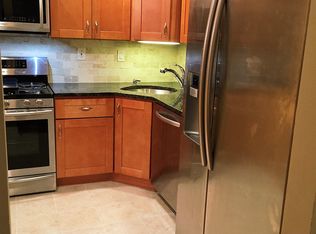 83 Albury Way, North Brunswick, NJ 08902