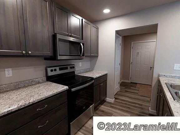 3rd image of 4521 Bobolink Ln #105B