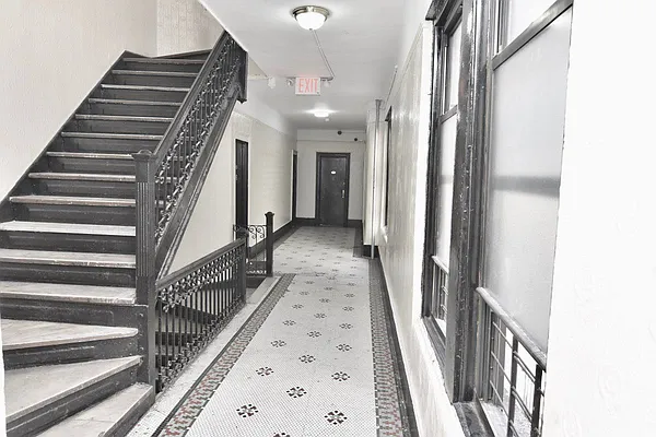 Rented by Bohemia Realty Group | media 25