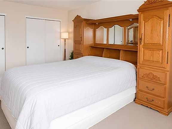 4th image of 6 New Ln APT 8D