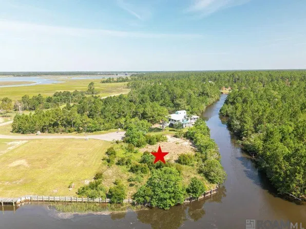 334 Puunani Pl, Diamondhead, MS 39525