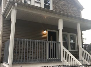 9244 S Blackstone Ave, Chicago, IL 60619