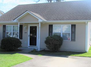 206 Oakwood Ln, Elizabeth City, NC 27909
