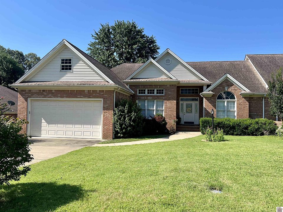 1st image of 215 Inverness Dr