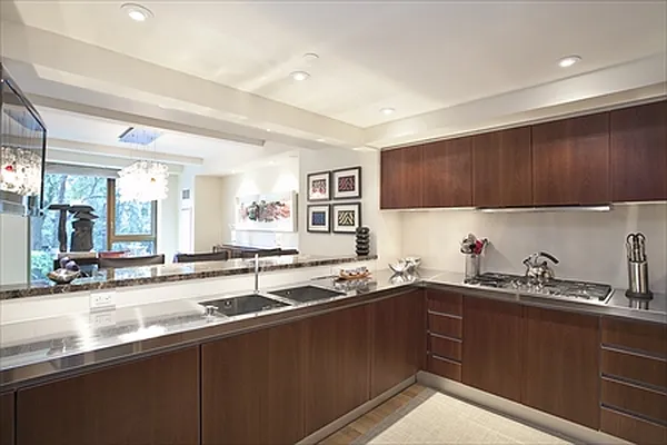 Sold by Kleier Residential | media 17