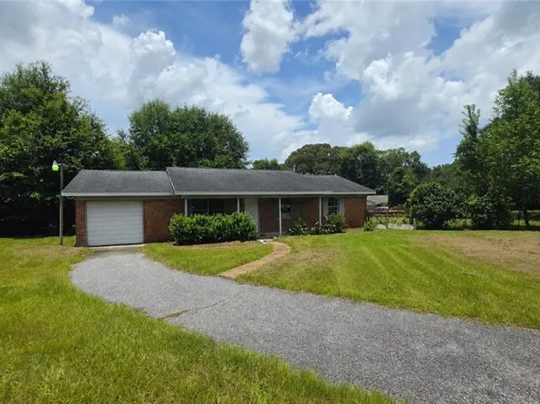 10480 El Camino Ave, Grand Bay, AL 36541