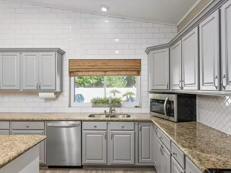 7720 W Karen Lee Ln — Photo 24