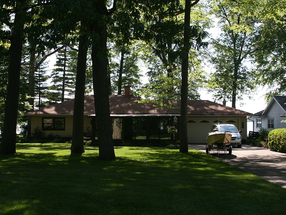 1st image of 9212 E Shore Dr