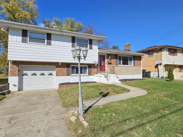 8979 Cherry Blossom Ln, Cincinnati, OH 45231