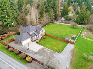 11514 County Line Rd, Edgewood, WA 98372
