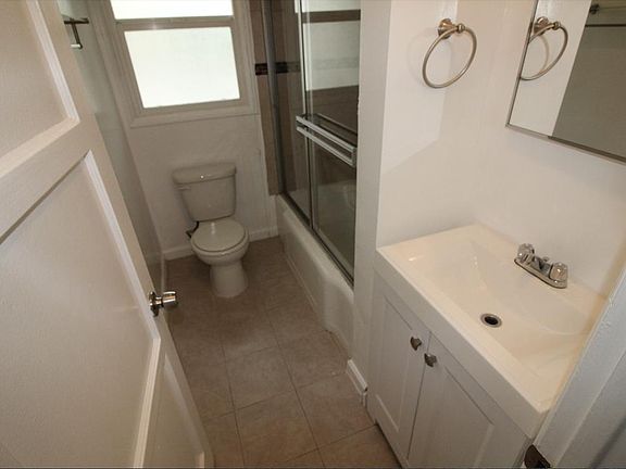 5th image of 7450 Hollywood Blvd APT 4