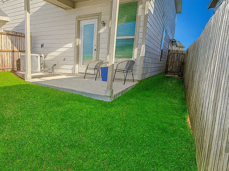 13810 Enzo Gate #101 — Photo 12