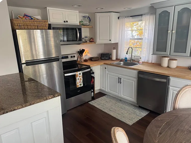 3 Sylvan Cir — Photo 7