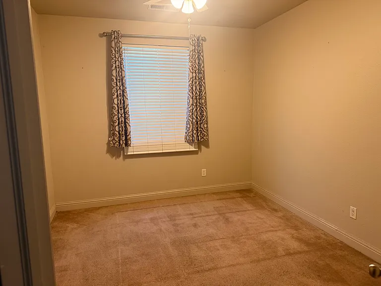 5934 E Florence Ave — Photo 5