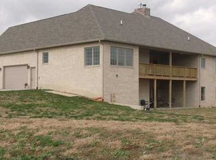 1722 10th St, Danville, IN 46122