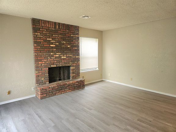 5th image of 11125 E 17th Pl
