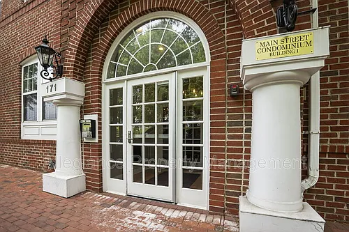 171 Somervelle St Photo 1