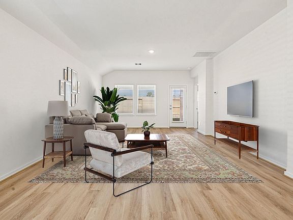 7th image of this home