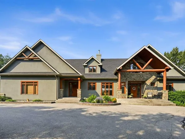 31250 NE Woodland Way, Rocky View County, AB T3R 1G5