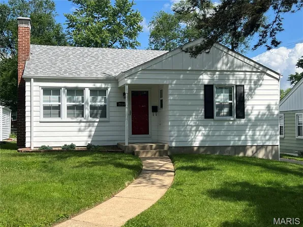 2854 Lawndell Dr, Saint Louis, MO 63144