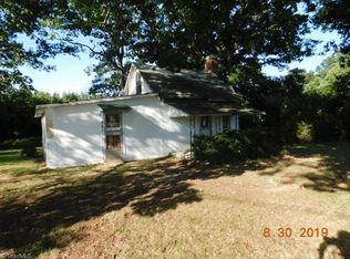 681 Guerrant Springs Rd, Ruffin, NC 27326