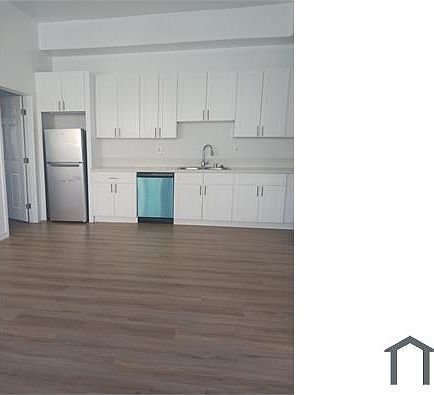 2nd image of 1516 W Florence Ave #3
