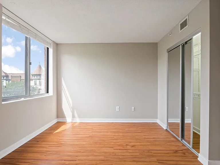 Bedroom apartment