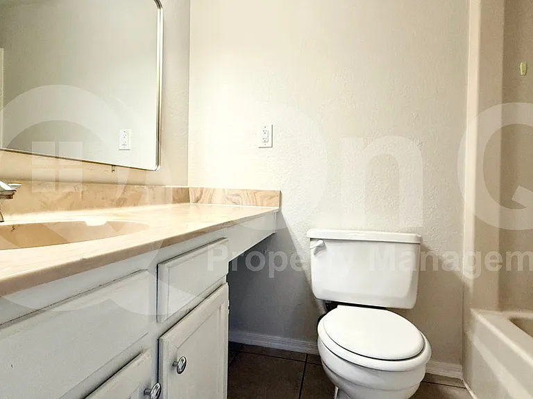 1942 S Emerson #241 — Photo 17