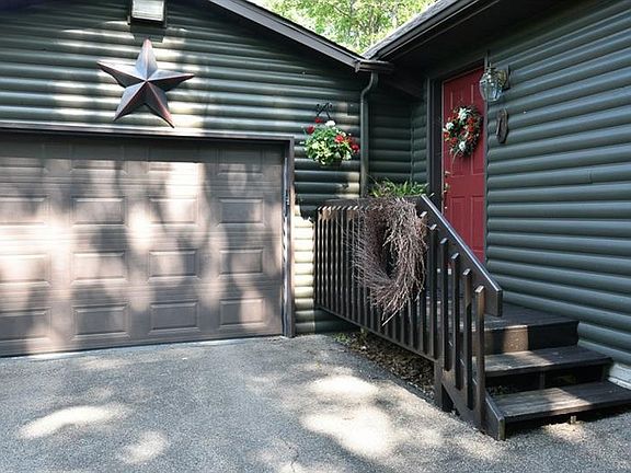 4th image of 131 Linden Ln