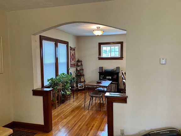 2nd image of 61 W California Ave