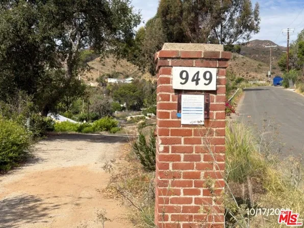949 Las Lomas Ave, Pacific Palisades, CA 90272