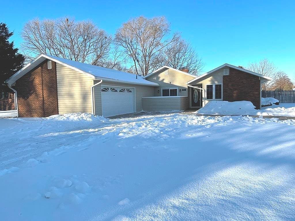 1102 Sheridan Ct, North Platte, NE 69101 Zillow