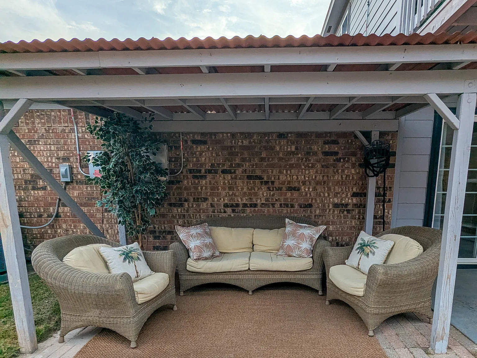1 bed, 1558 sqft, $1,300 — Photo 3