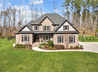 4104 Strader Ct, Summerfield, NC 27358