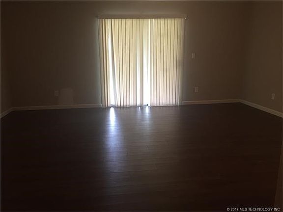 2nd image of 2732 S 135th Ave E