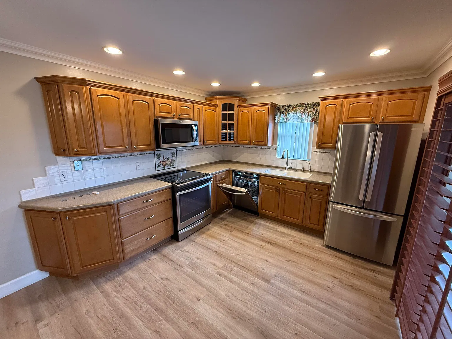 3 bed, 2.5 bath, 1449 sqft, $2,900 — Photo 4