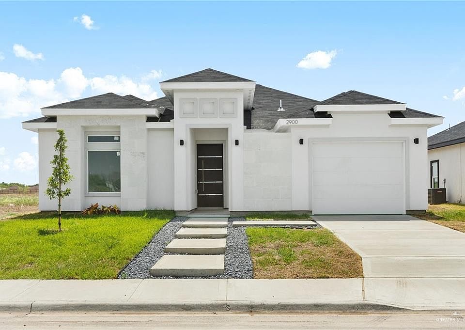 1st image of 2900 E Tamarindo Ave
