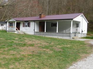 4917 Country Rd, Cyclone, WV 24827