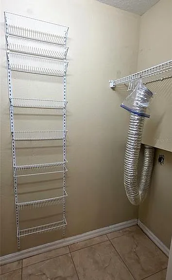 5618 Pinnacle Heights Cir #211 — Photo 37