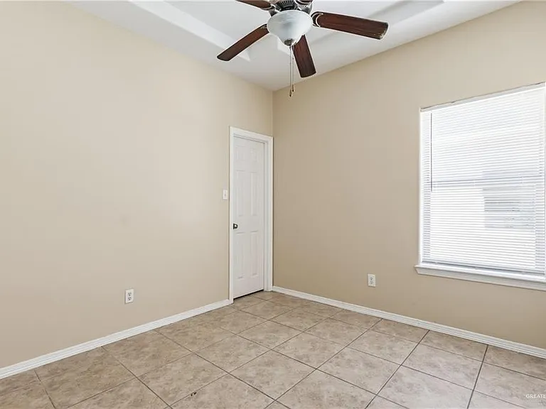 3605 S Fairmont Ave #D — Photo 6
