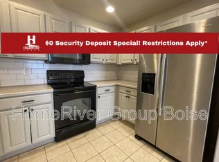 9733 W Brogan Dr, Boise, ID 83709