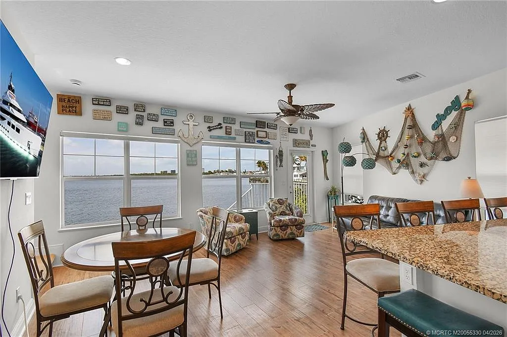 2 bed, 2.5 bath, 1202 sqft, $7,000 — Photo 1