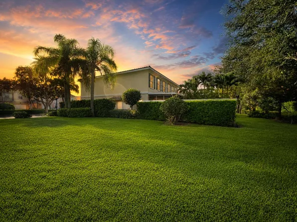 436 Capistrano Drive, Palm Beach Gardens, FL 33410