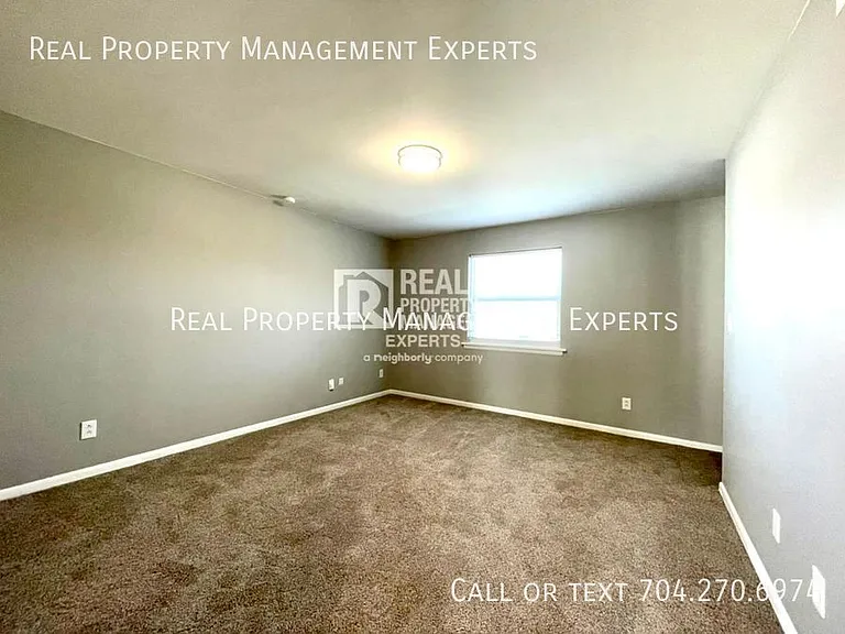 9135 Spyglass Pl #D — Photo 6