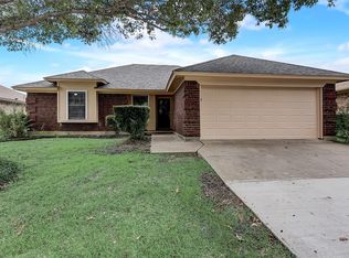 6637 Whitley Rd, Watauga, TX 76148