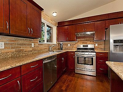 3rd image of 16225 NE 108th Ct