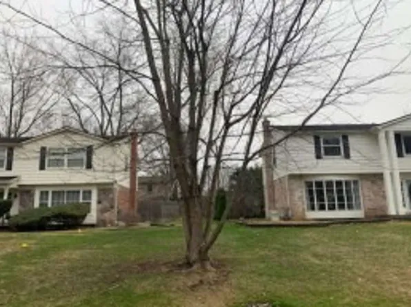 5527 Haverhill Rd, West Bloomfield, MI 48322