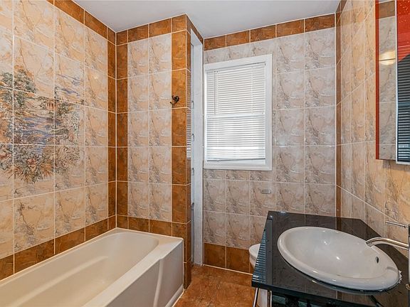 2nd image of 71-12 165th St #1